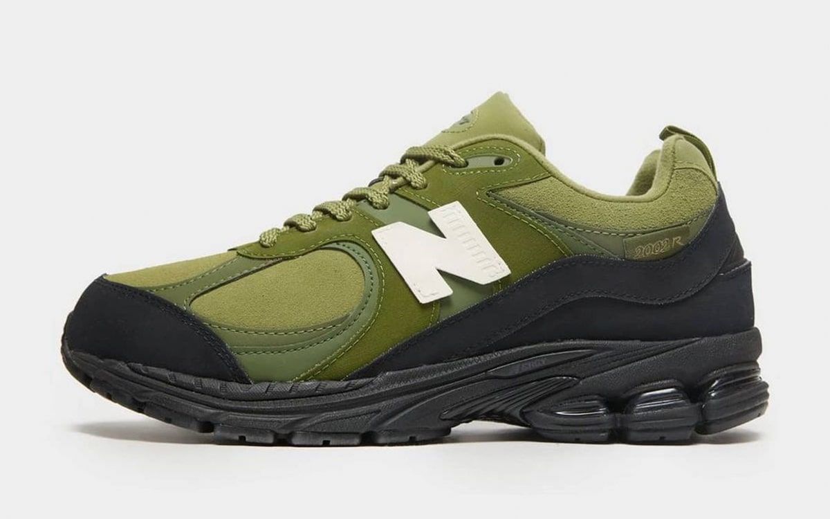 限定品在庫The Basement New Balance　M2002RBA 靴