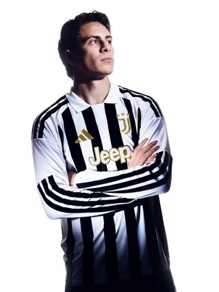 Kenan Yıldız for Juventus 26/27 Home kit by adidas. Photo via adidas.