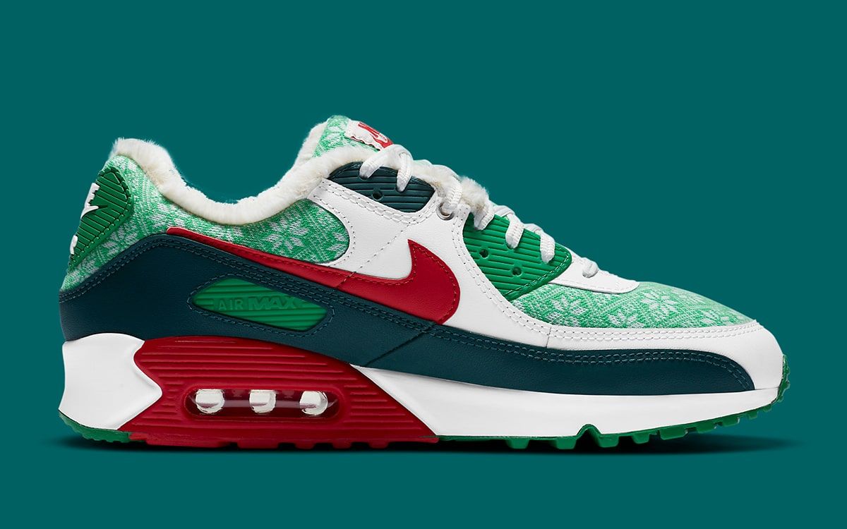 Christmas air clearance max 2018