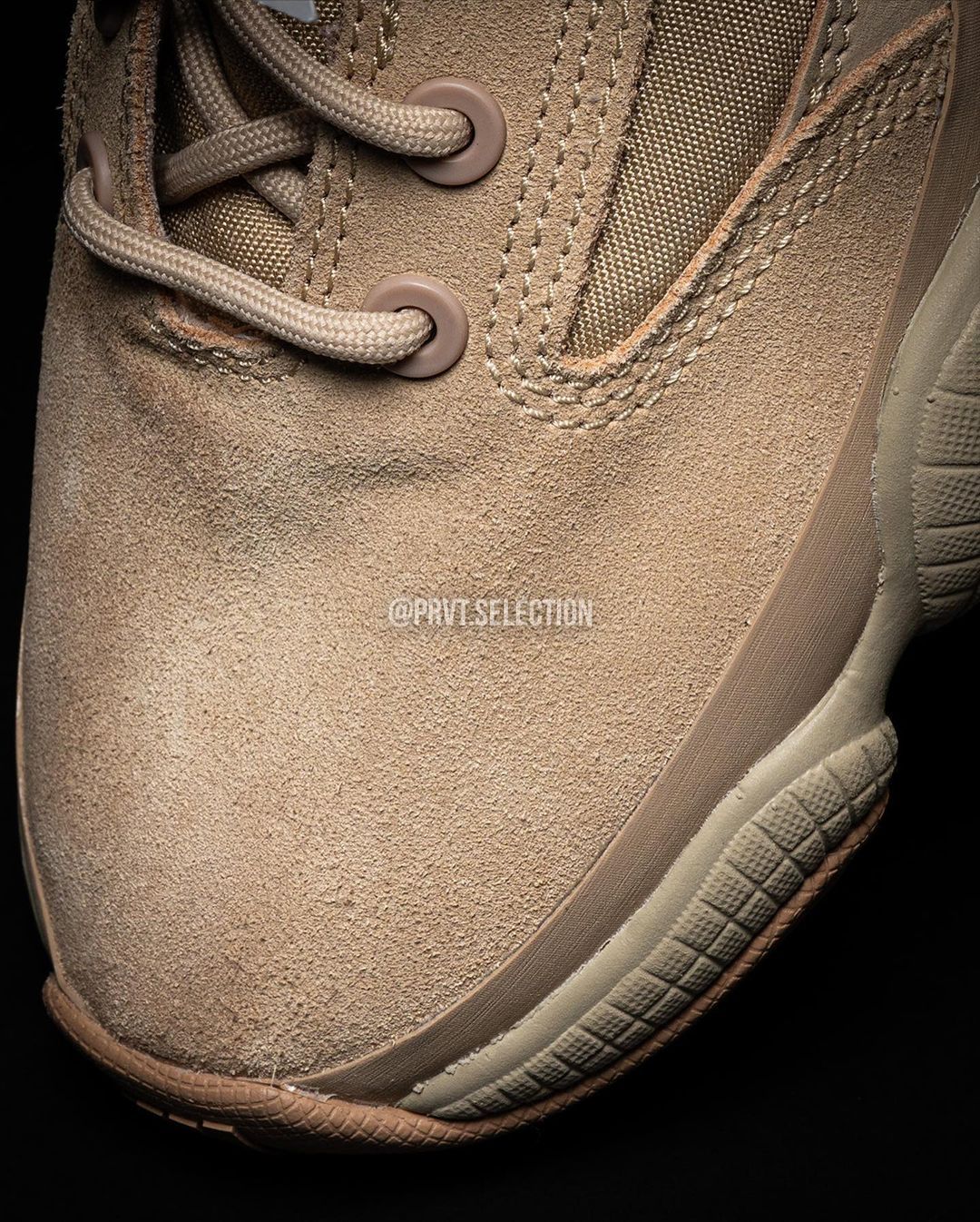 Detailed Looks // Yeezy  High Tactical Boot "Sand"   House of Heat°