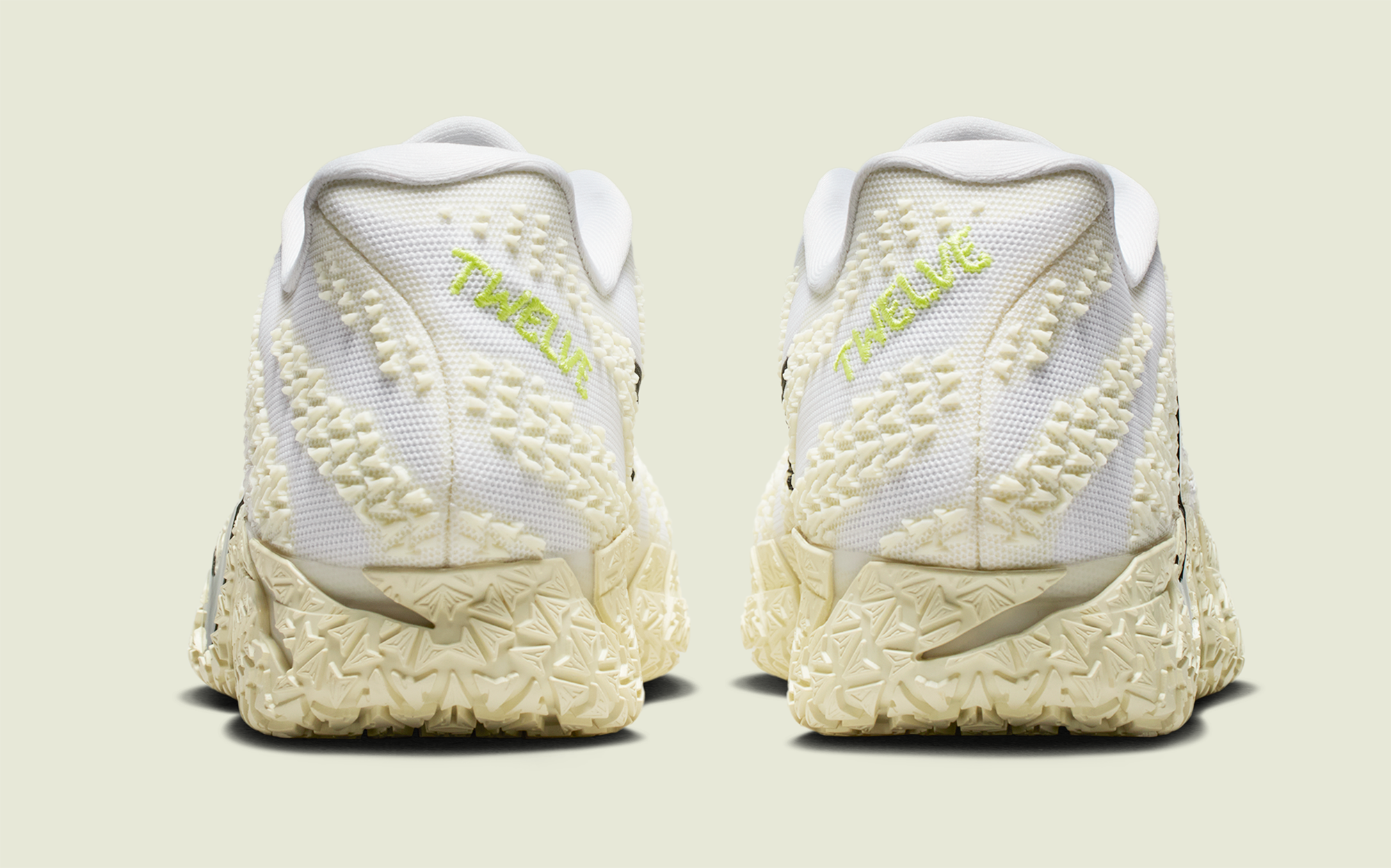 新品Nike Ja 3 \"Coconut Milk\"28cm This “Coconut Milk” Nike Ja 3 from KICKS 28 was so cold we