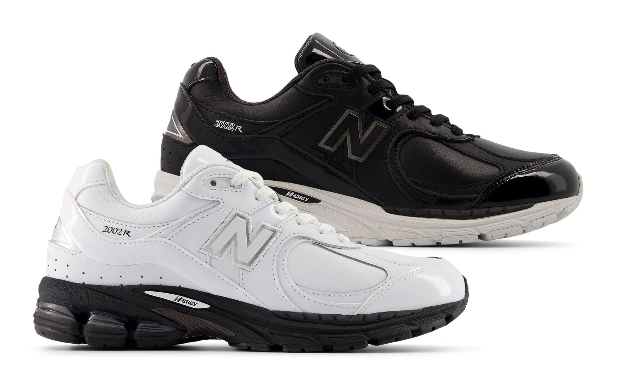 ★人気★ New Balance 2002R White Black New Balance 2002R “Leather Pack” Delivers a Duo of