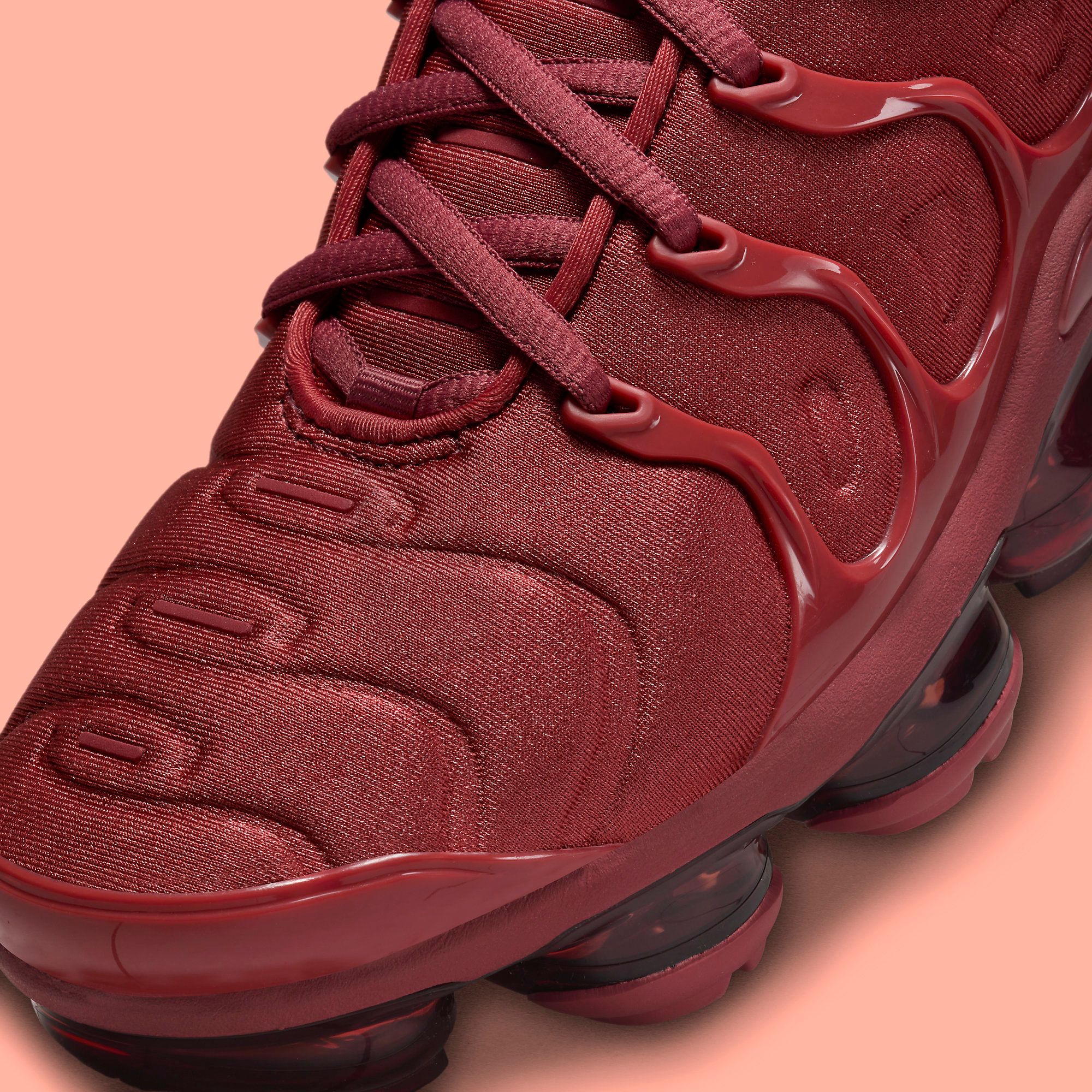 Nike air vapormax plus sale wine red