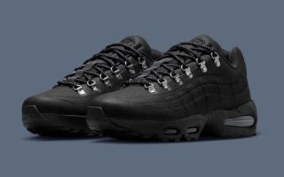 Nike Air Max 95 OG in a "Black/Off Noir/Metallic Silver/Black" color scheme, complete with grommet eyelets. 