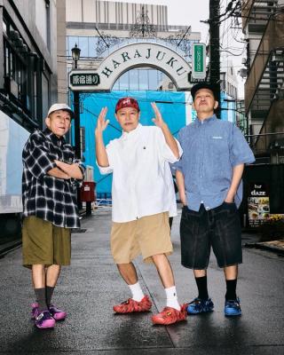 BAPE®︎ & Crocs Echo Clog collaborations, featuring A BATHING APE®︎ COLOR CAMO patterns in blue, red, and purple.