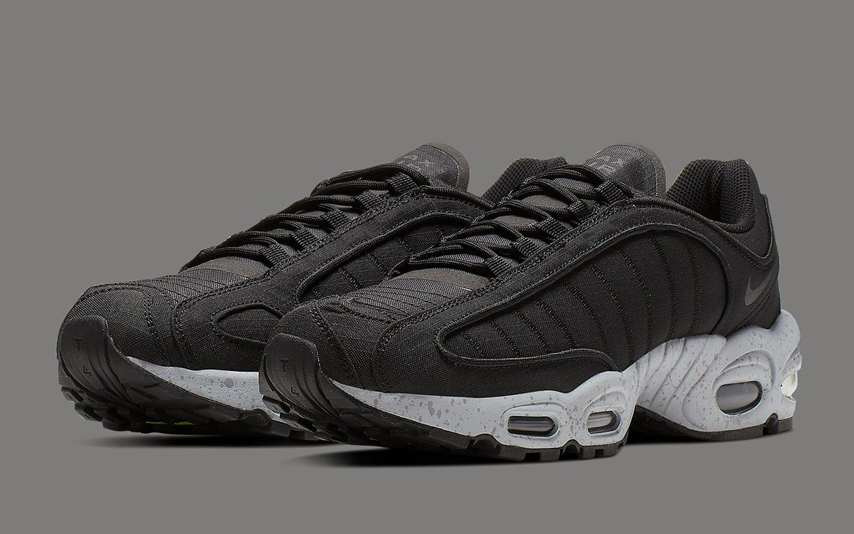 Air max tailwind 4 black clearance ripstop