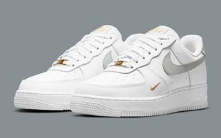 A Second Gold Accented Air Force 1 Appears! | House of Heat°