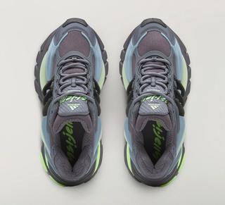 Pharrell x VIRGINIA Adistar Jellyfish "Onix" (SKU: KH6728). Photo via adidas.