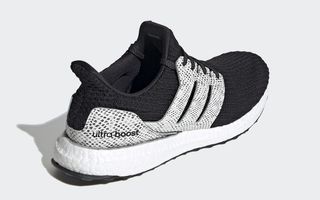 adidas Ultra BOOST Snakeskin FX8933 3