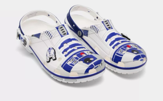 Star Wars x Crocs Classic Clog "R2-D2" collaboration.