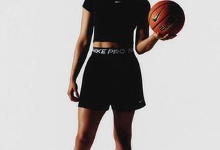 JuJu Watkins wearing her Nike LeBron NXXT Gen design.