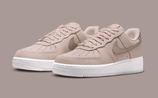Women's Nike Air Force 1 '07 in a "Silt Red/White/Metallic Silver/Malt" color scheme.