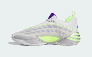 addias D.O.N. Issue #8 "Silver Spida" (SKU: KI9286). Photo via adidas.