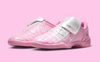 Women's Nike Total 90 III indoor shoe in a bright "Pink Rise/Black/White" color scheme.