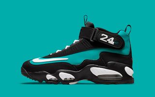 Just Dropped // Black Nike Air Griffey Max 1 “Freshwater”