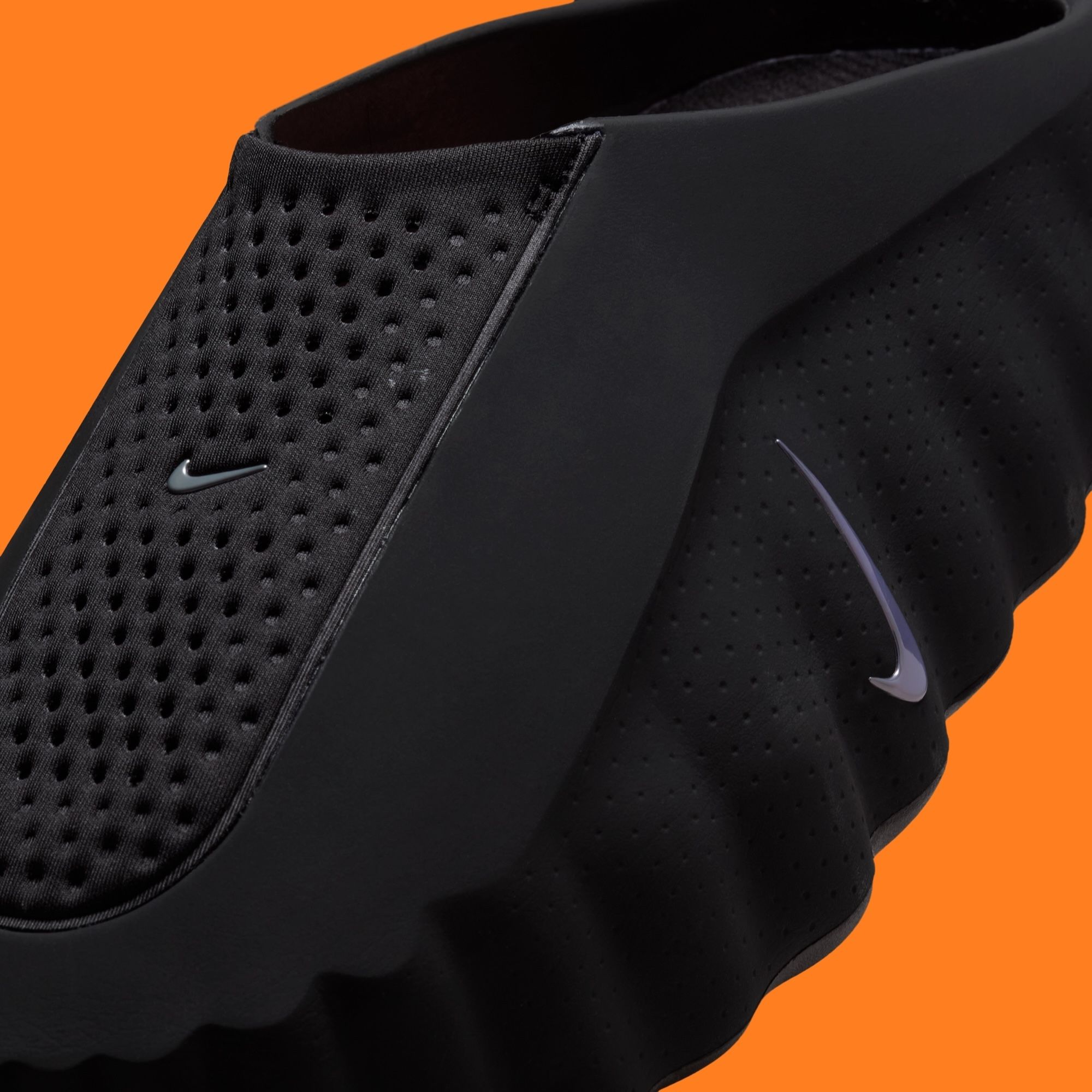 Nike's Mind 001 Mule in 