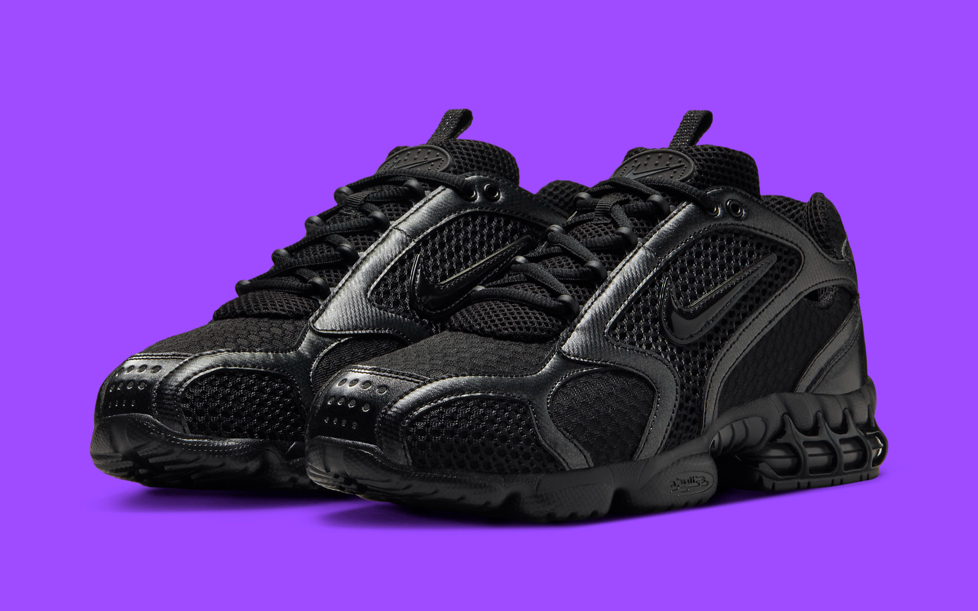 Nike spiridon triple black hotsell