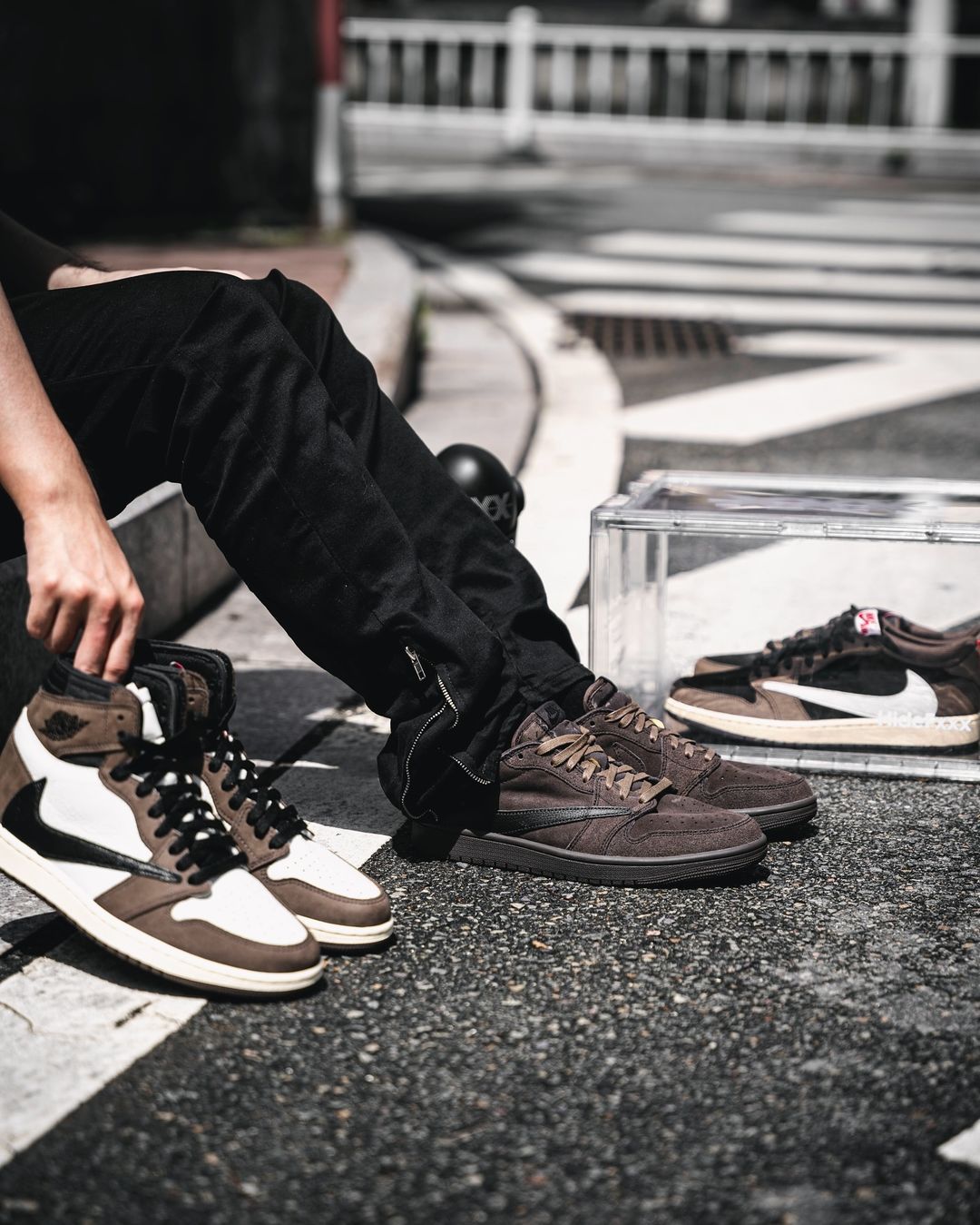 Travis Scott Jordan 1 Low Velvet Brown23cm スニーカー