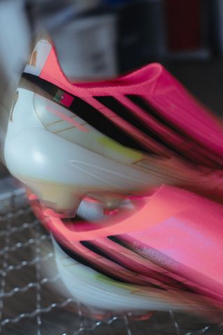 Custom "Road to Glory" adidas F50 HYPERFAST Laceless for Nuno Mendes.