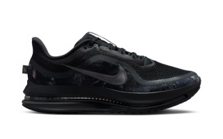 Nike Pegasus Premium running shoe in a "Off Noir/Black/Iron Grey/Metallic Dark Grey" color scheme.