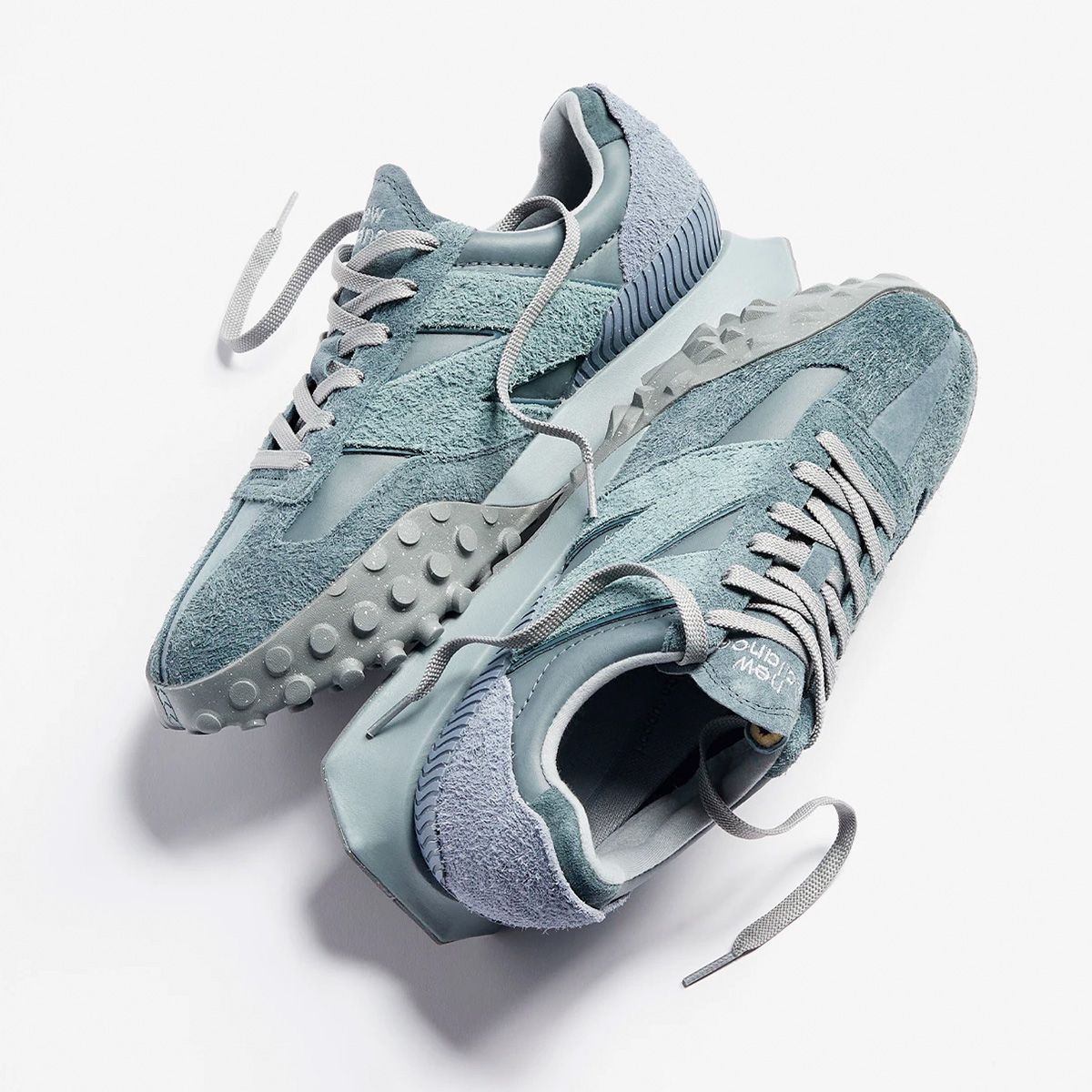 Where to Buy the AURALEE x New Balance XC-72 Collection | House of Heat°