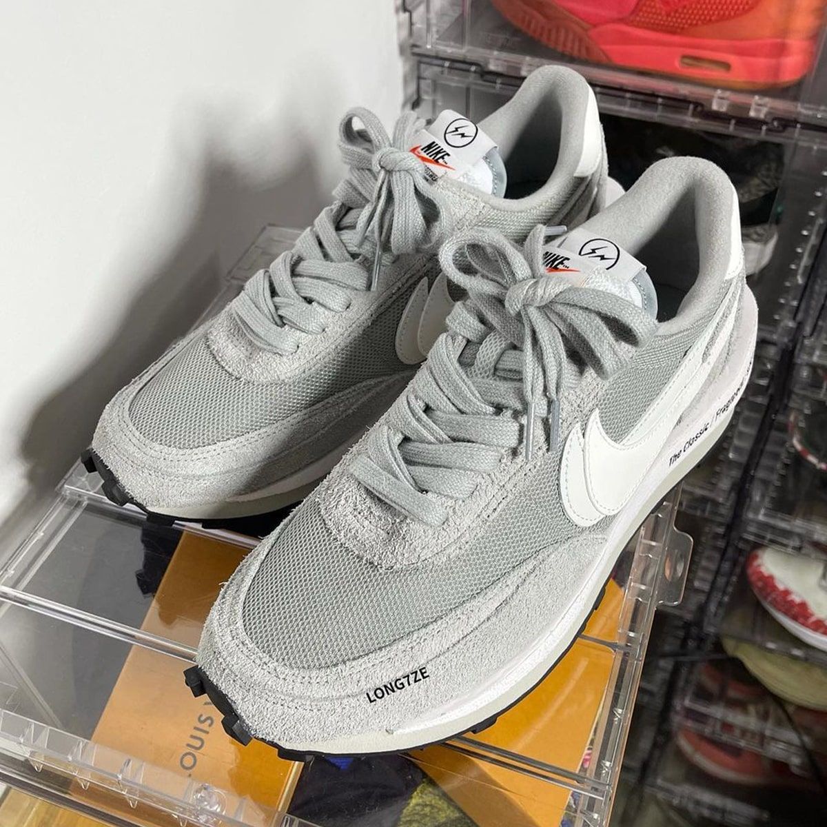 Sacai x nike ldv waffle hot sale white grey