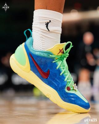 Mulan-inspired Nike A'Two. Photo via Las Vegas Aces.