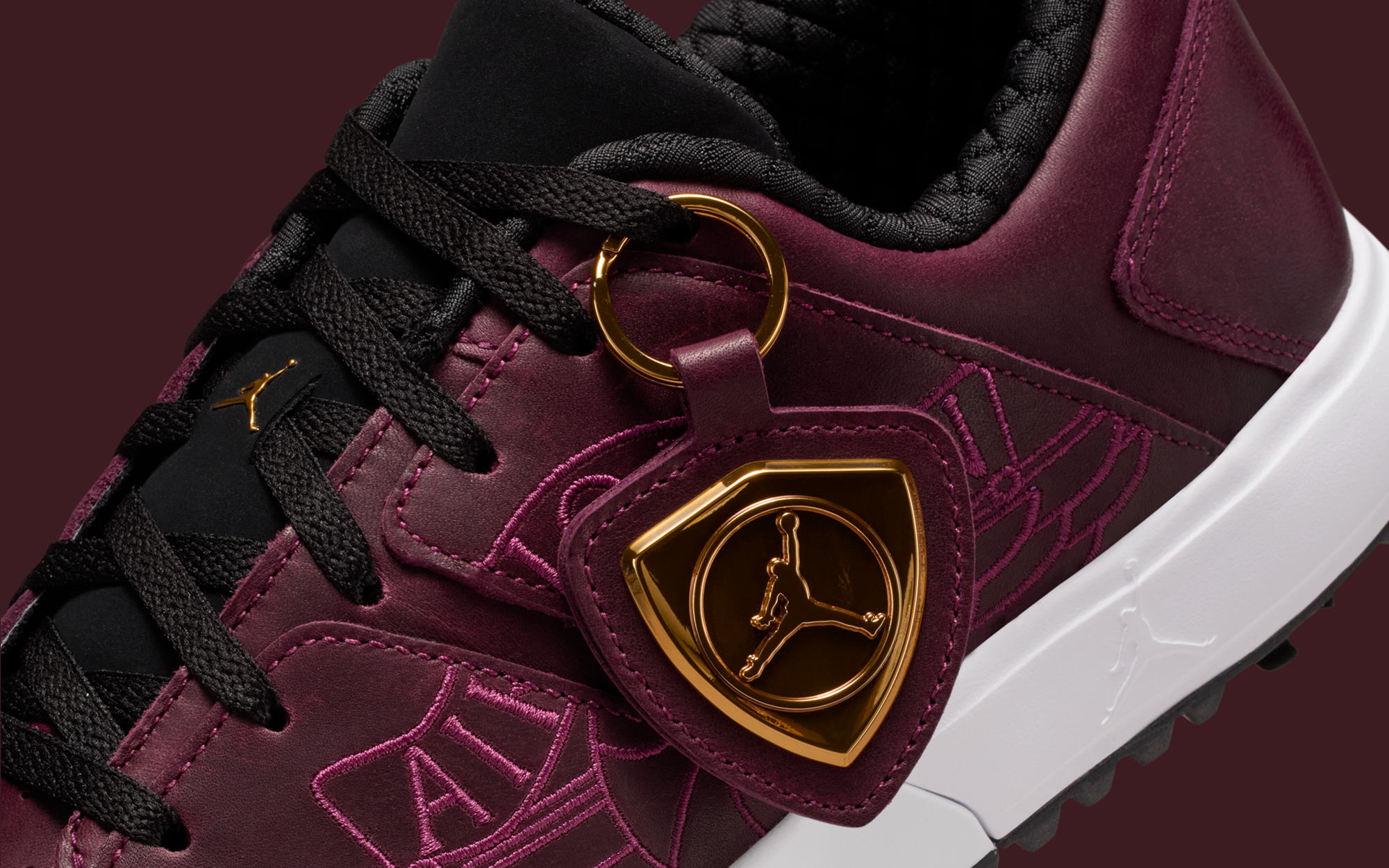 The Jordan Nu Retro 1 Low Golf 