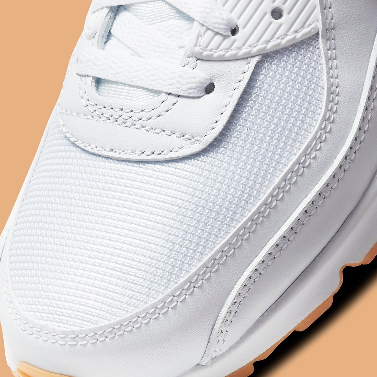 Nike air max outlet 90 white gum sole