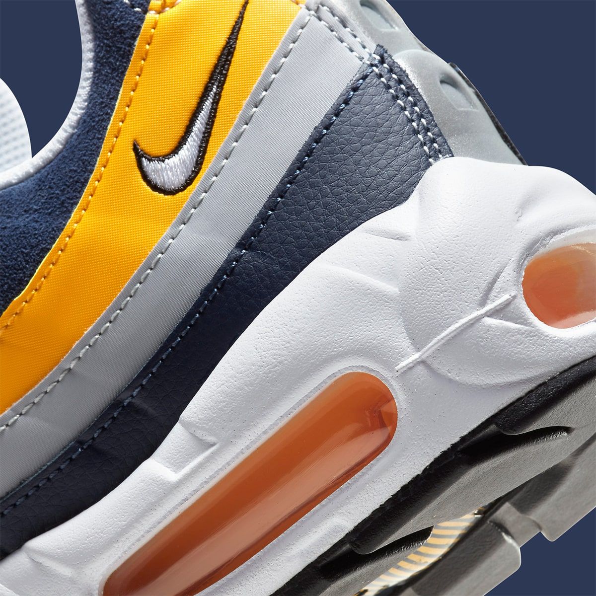 air max 95 midnight navy university gold