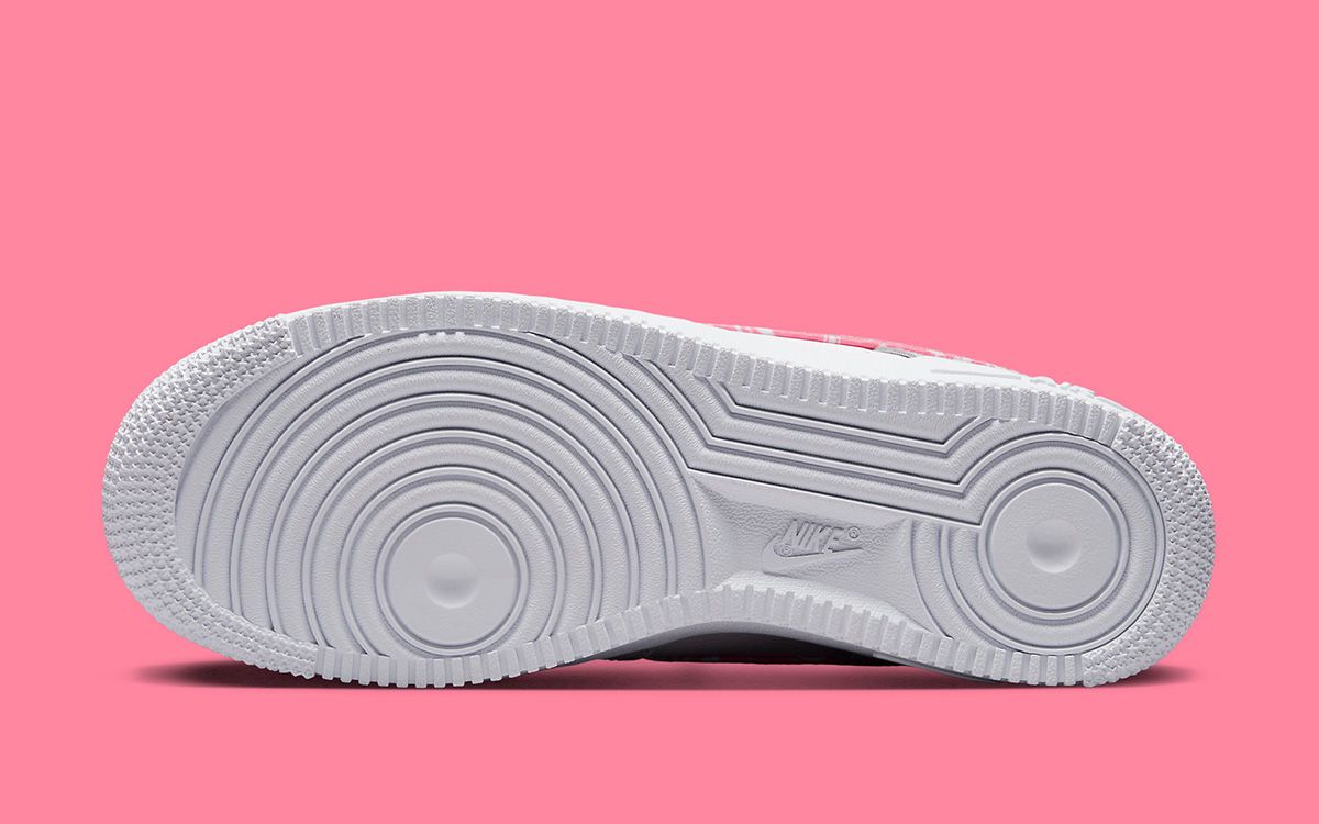 Nike Air Force 1 Paisley Pearl Pink Sneaker, Size 10.5 BNIB FD1448