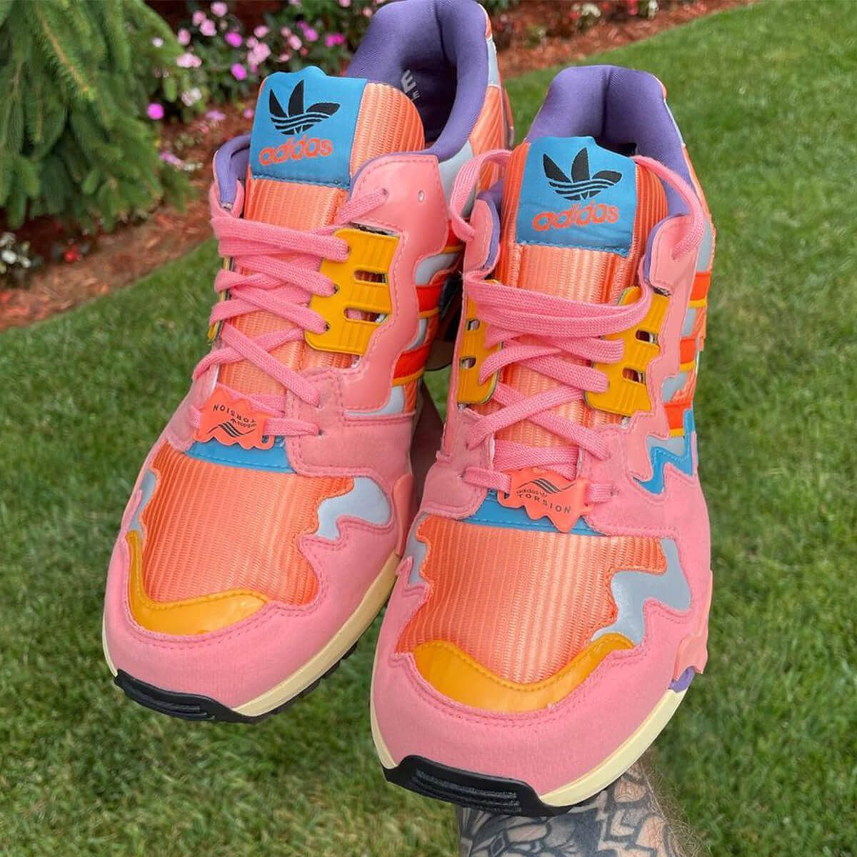 ミスバニー♡ Fresh Looks // Bad Bunny x adidas ZX 8000 “Ice Cream