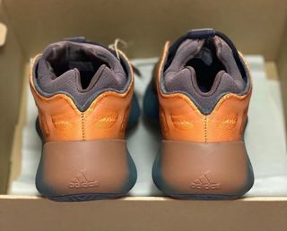 adidas yeezy maillot 700 v3 copper fade release date 7