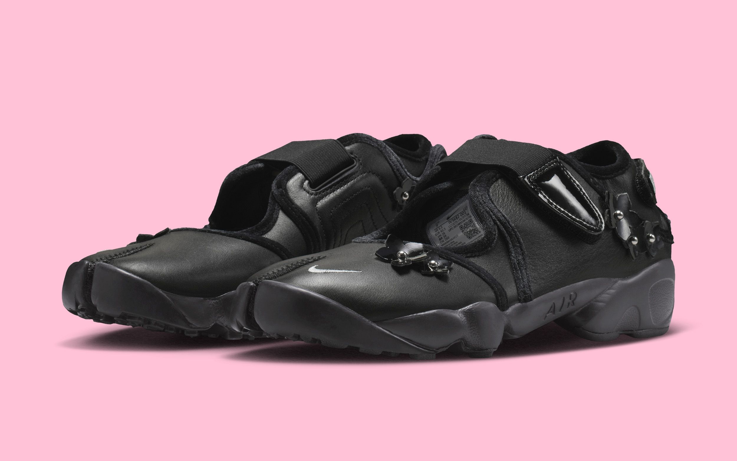 新品 NIKE ナイキ エアリフト レザー Air Rift Leather Nike Air Rift “Flowers” Adds a Dark Floral Finish | House of Heat°