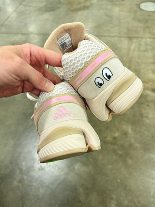 UNheardof's adidas Originals AdiStar Control 5 tan-and-pink "Porkchop" sample. Photo via Philip Lipschutz.