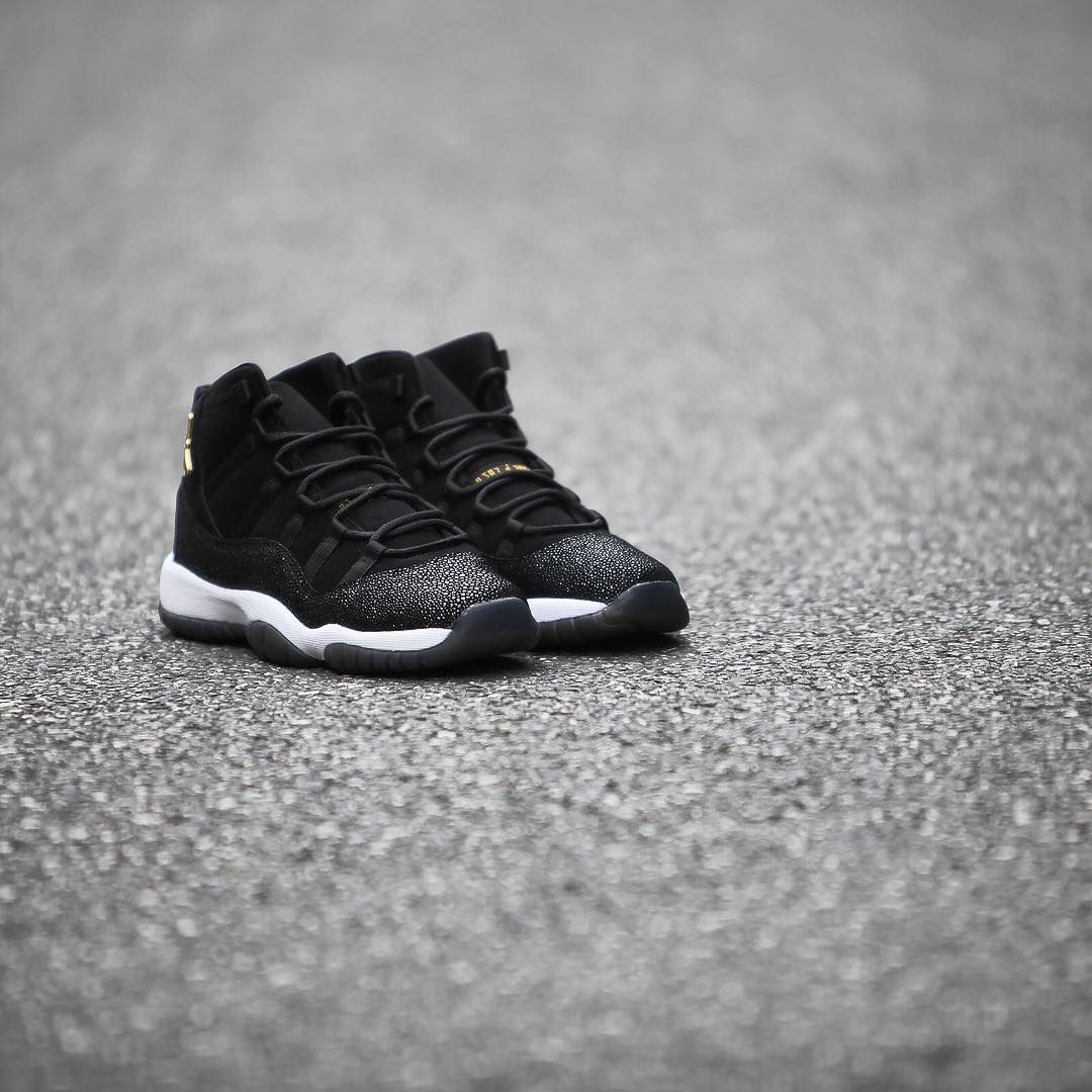 Jordan 11 RetronHeiress Black Stingray online (GS)