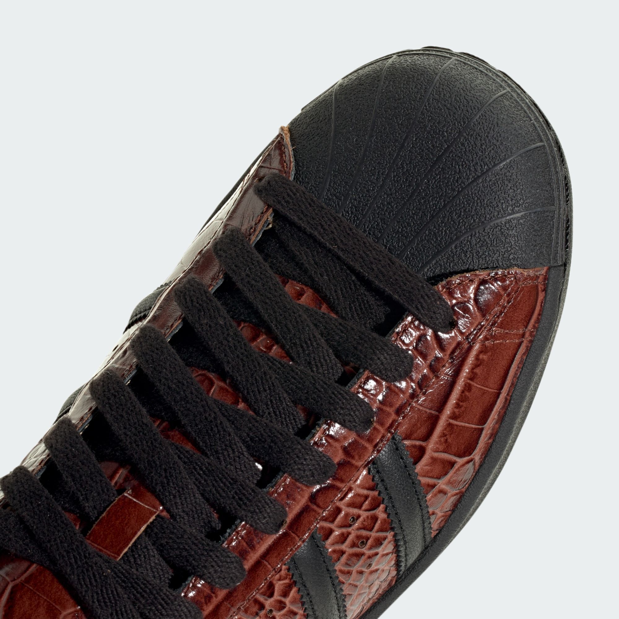 adidas gazelle silver green womens adidas Originals Women's Superstar II "Crocodile"