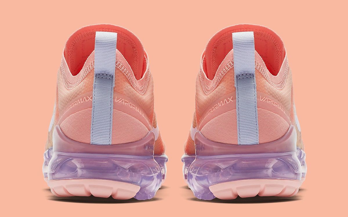 Vapormax on sale bleached coral