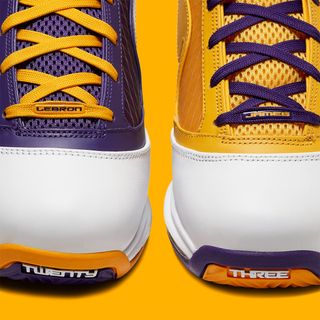 nike lebron 7 media day lakers mismatch cw2300 500 release date info 8