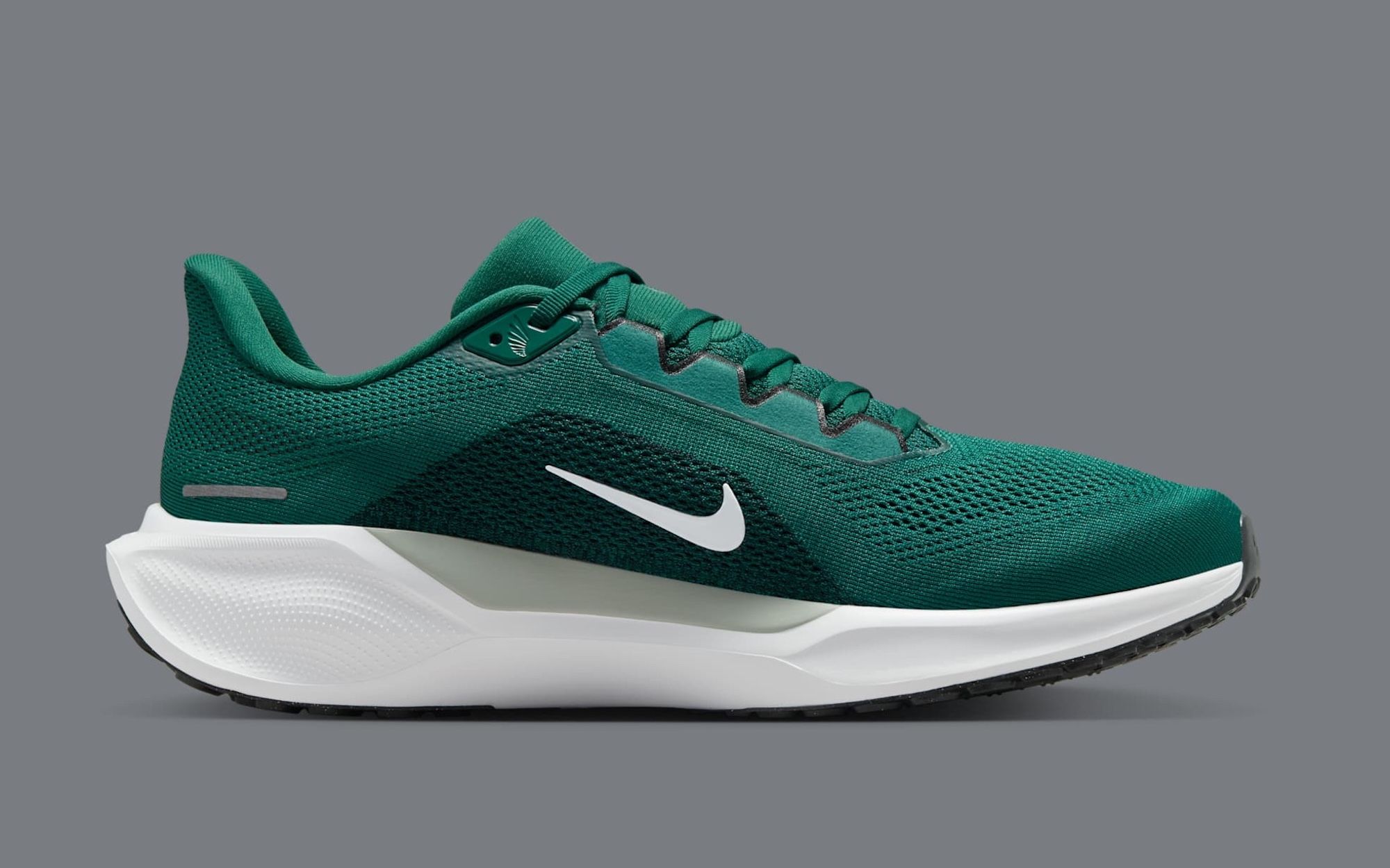 eagles nike pegasus