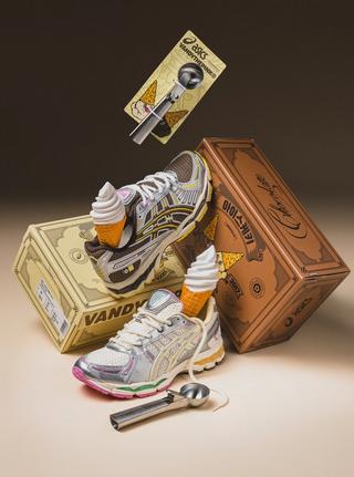 VANDYTHEPINK® x ASICS GEL-KAYANO® 12.1 "Chocolate & Vanilla" Pack. Photo by @ad__sneaks on Instagram.