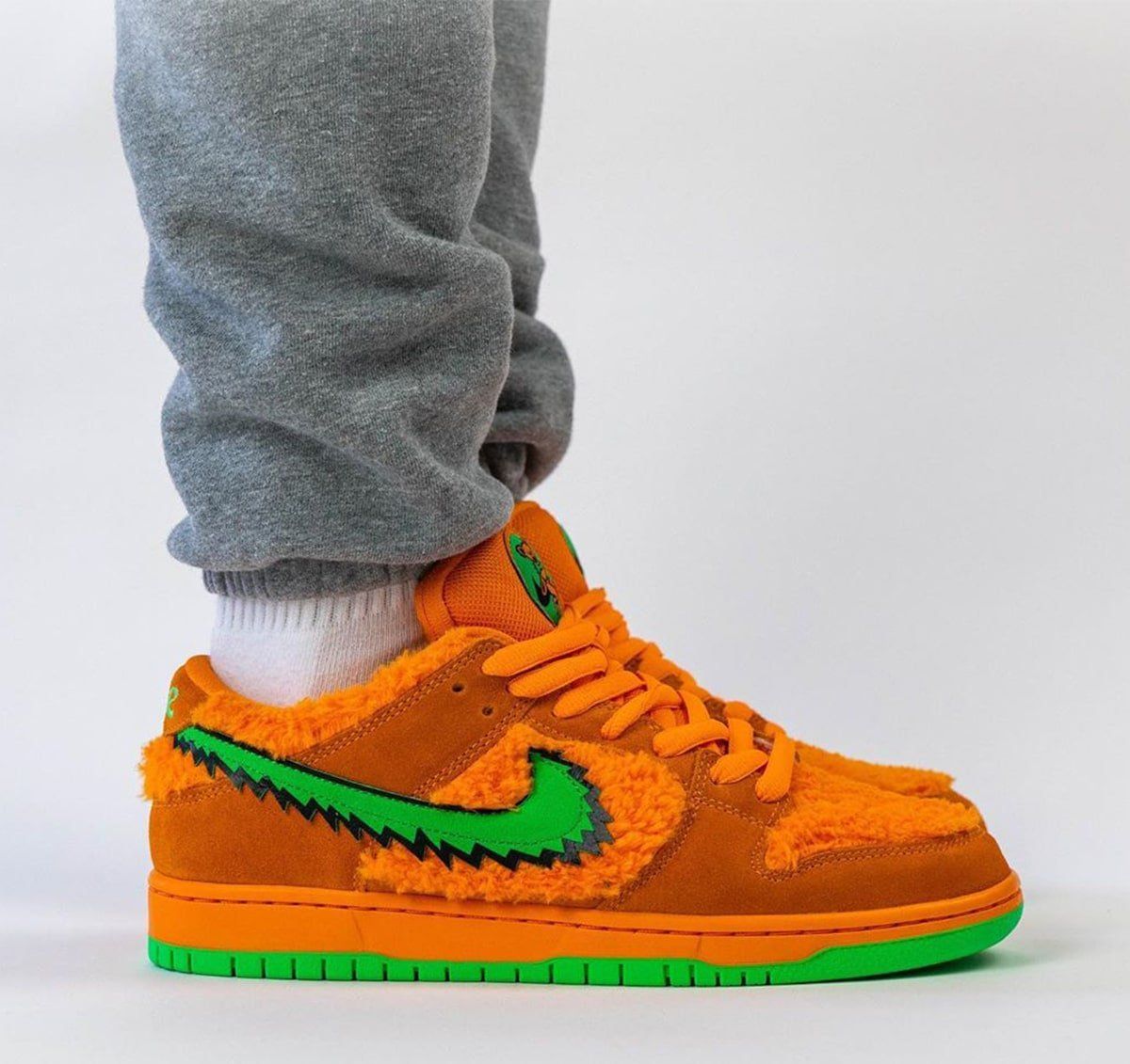 Найк данки. Nike SB Dunk Orange.