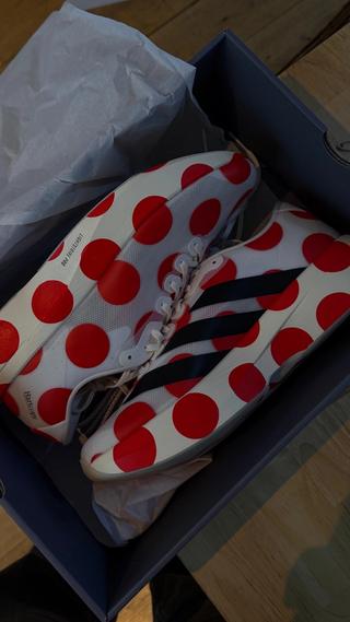 Photo via @lleumass on Instagram Stories.