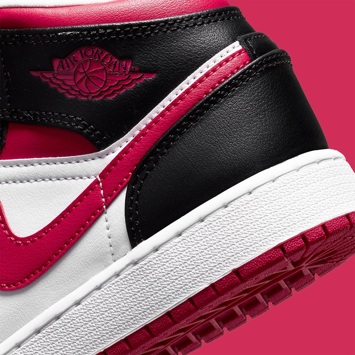 air jordan 1 very berry release date