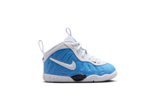 Toddler Nike Little Posite Pro “University Blue” retro.