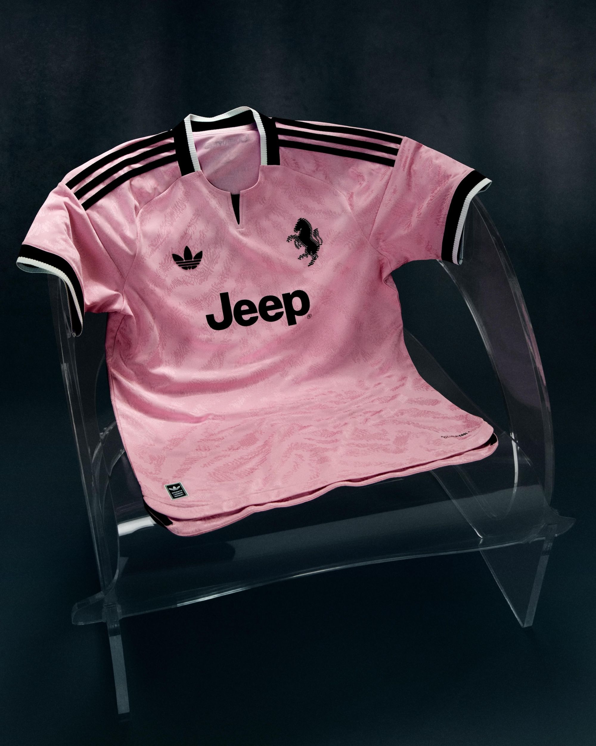 JUVENTUS 26/27 AWAY JERSEY, IN A "TRUE PINK" COLOR. PHOTO VIA ADIDAS.