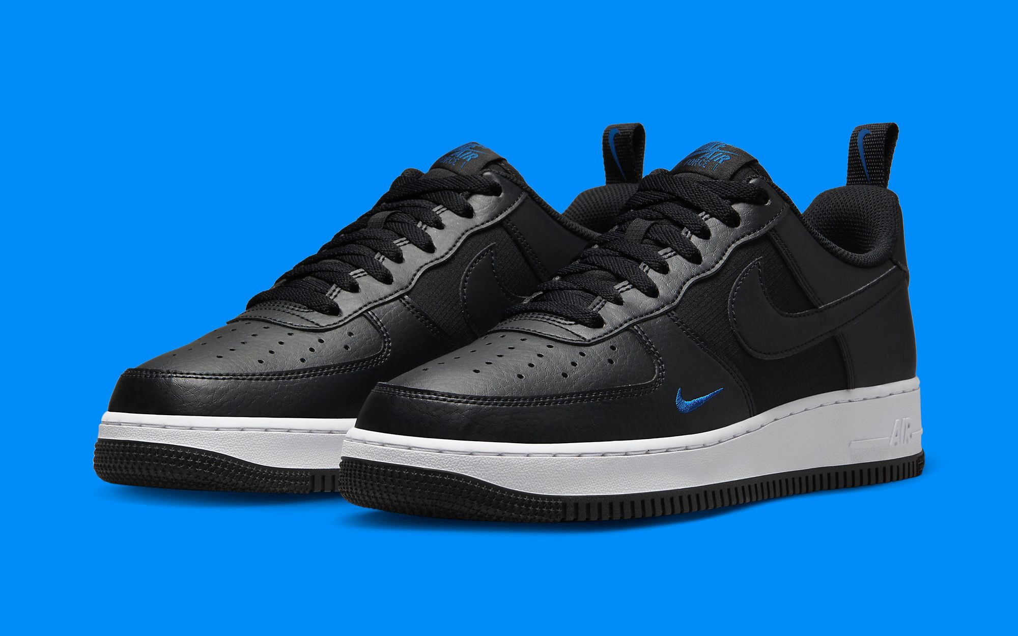 【美品】ナイキ Air Force 1 Low ヌバック ブラック×ブルー 25 Nike Adds Ripstop and Rear Pulls to the Air Force 1 Low | House of