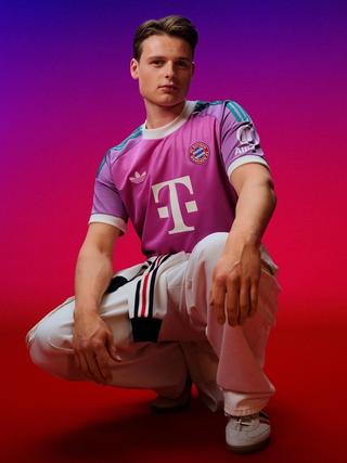 Bayern Munich 26/27 Away Goalkeeper Jersey. Photo via adidas.