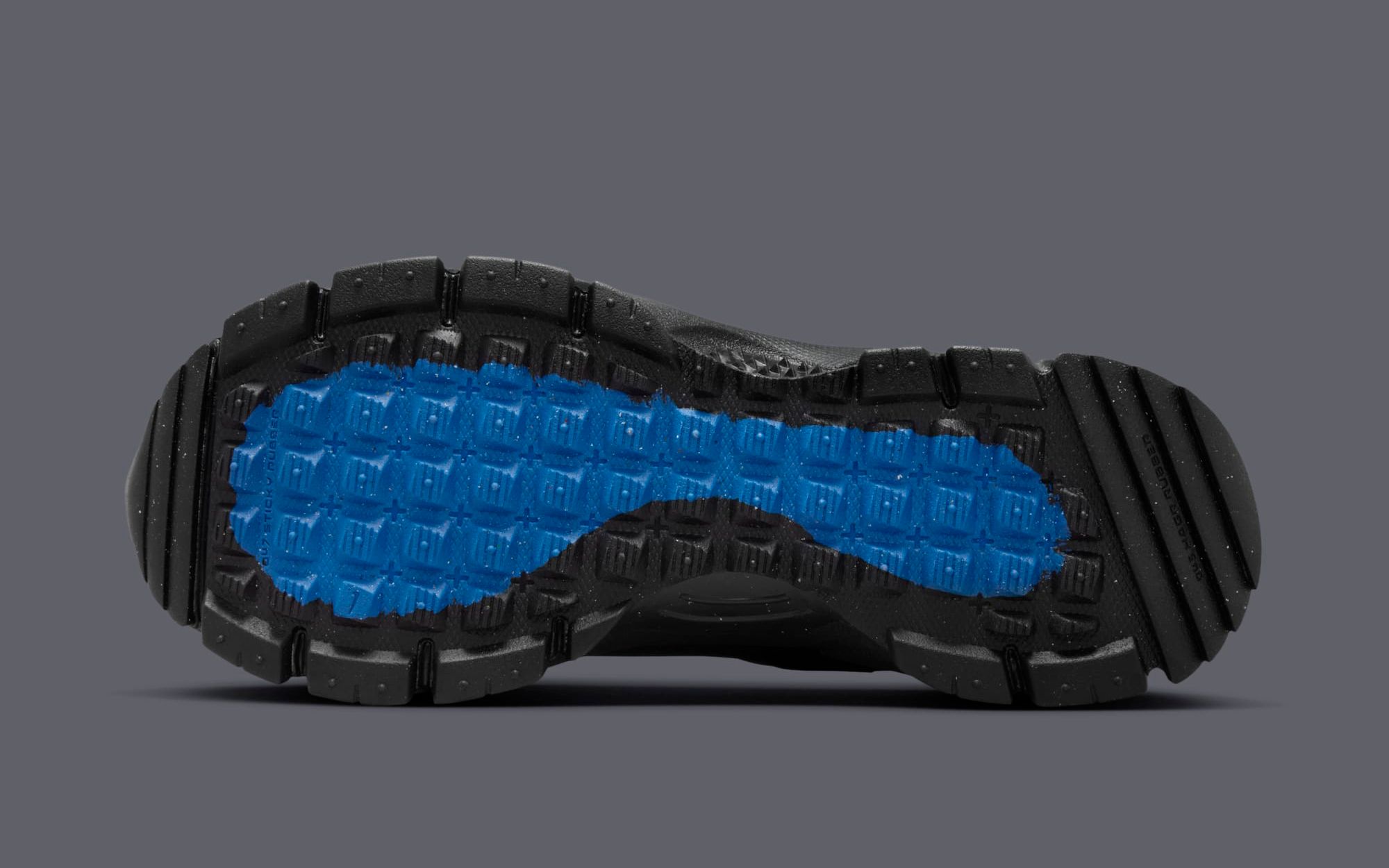 【Nike】◆Zoom Vomero Roam Black◆HQ2181-004◆ Nike Zoom Vomero Roam Men's Winterized Shoes. Nike.com