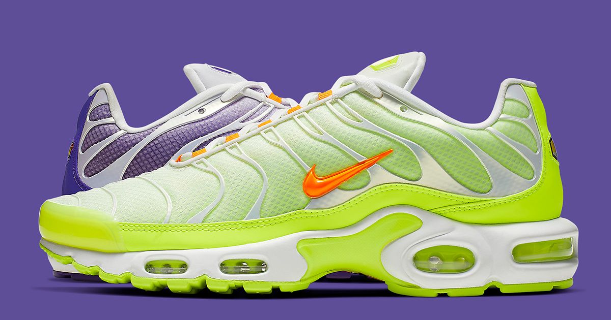 Nike Bring Mismatch Back with this “Color Flip” Air Max Plus | House of ...